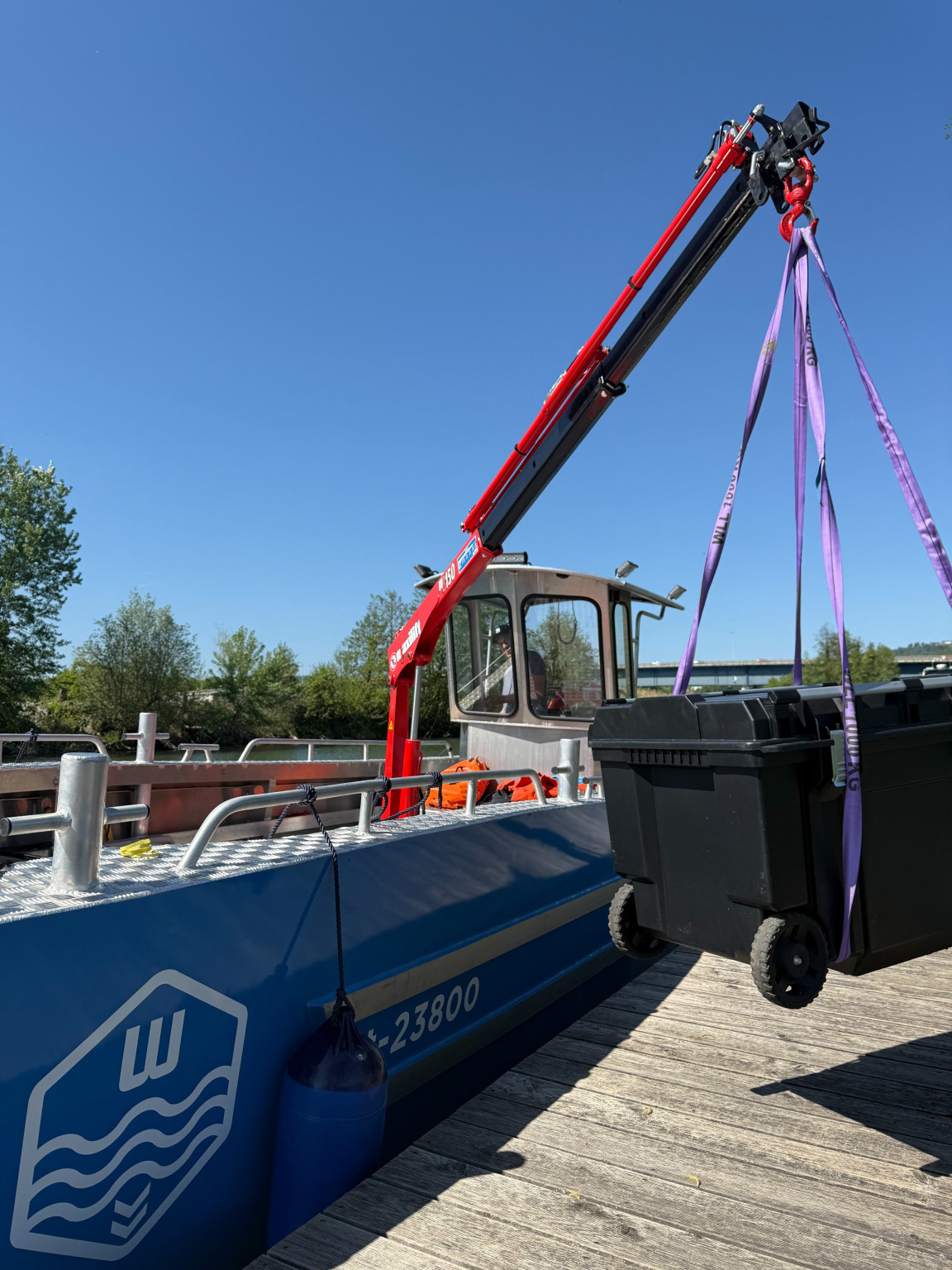 Mehrzweckboot